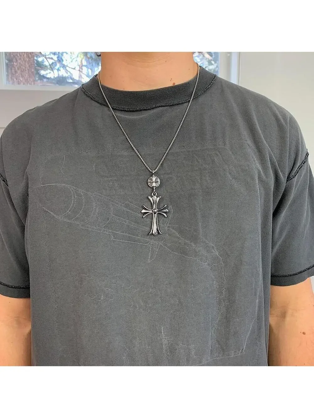 2000s y2k grunge punk opium cross pendant style necklace. Cool design. Nice